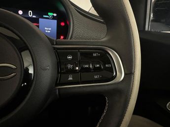 Fiat 500e 42kWh La Prima Auto 3dr