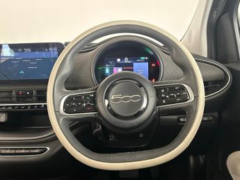Fiat 500e 42kWh La Prima Auto 3dr