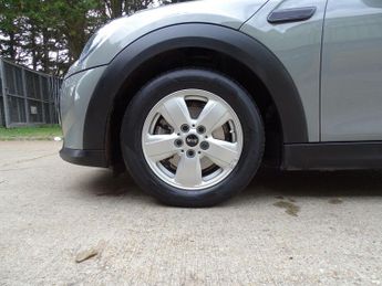 MINI Hatch 1.5 Cooper Classic Steptronic Euro 6 (s/s) 5dr