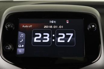 Toyota AYGO 1.0 VVT-i x-trend Euro 6 5dr (Safety Sense)