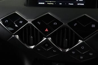 DS AUTOMOBILES DS 3 CROSSBACK 1.2 PureTech Bastille Crossback Euro 6 (s/s) 5dr