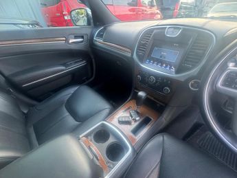 Chrysler 300C 3.0 CRD V6 Executive Auto Euro 5 4dr