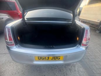 Chrysler 300C 3.0 CRD V6 Executive Auto Euro 5 4dr