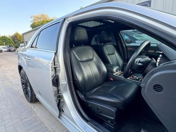 Chrysler 300C 3.0 CRD V6 Executive Auto Euro 5 4dr