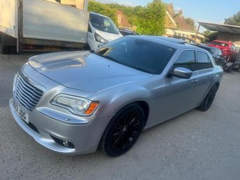 Chrysler 300C 3.0 CRD V6 Executive Auto Euro 5 4dr