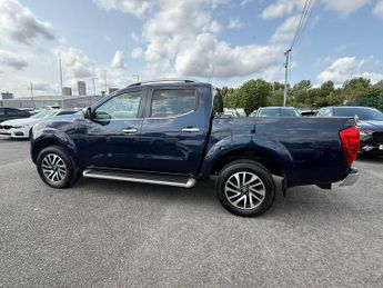 Nissan Navara 2.3 dCi Tekna Auto 4WD Euro 6 4dr