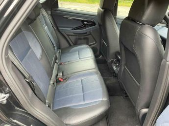 Land Rover Range Rover Evoque 2.0 D165 MHEV R-Dynamic SE Auto 4WD Euro 6 (s/s) 5dr