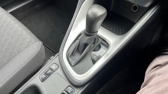 Toyota Yaris 1.5 VVT-h Icon E-CVT Euro 6 (s/s) 5dr
