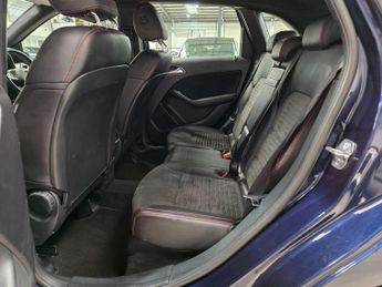 Mercedes-Benz B Class 1.6 B200 AMG Line 7G-DCT Euro 6 (s/s) 5dr