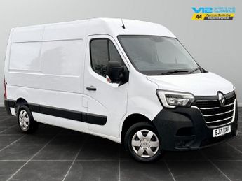 Renault Master 2.3 dCi 35 Business+ FWD MWB Medium Roof Euro 6 4dr