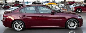 Alfa Romeo Giulia 2.0T Giulia Auto Euro 6 (s/s) 4dr