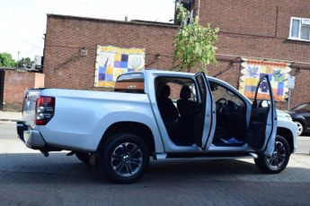Mitsubishi L200 2.2 DI-D DC Warrior 4WD Euro 6 (s/s) 4dr