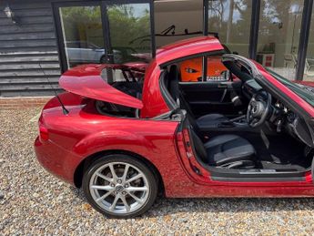 Mazda MX5 2.0i Sport Tech Roadster Euro 5 2dr