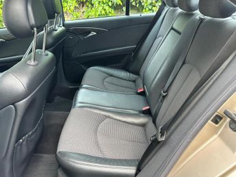 Mercedes-Benz E Class 2.6 E240 Avantgarde 4dr