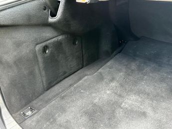 Mercedes-Benz E Class 2.6 E240 Avantgarde 4dr