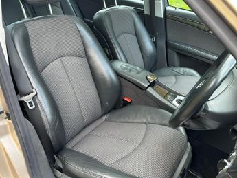 Mercedes-Benz E Class 2.6 E240 Avantgarde 4dr