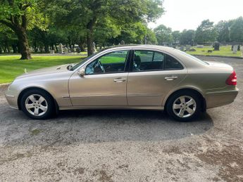 Mercedes-Benz E Class 2.6 E240 Avantgarde 4dr