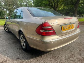 Mercedes-Benz E Class 2.6 E240 Avantgarde 4dr