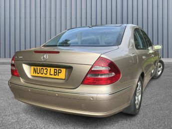 Mercedes-Benz E Class 2.6 E240 Avantgarde 4dr