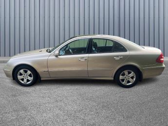 Mercedes-Benz E Class 2.6 E240 Avantgarde 4dr