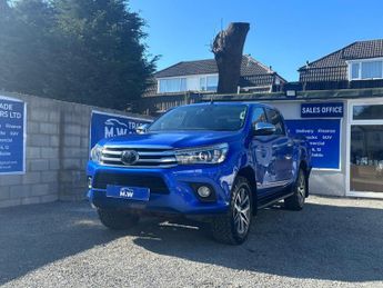 Toyota Hi Lux 2.4 D-4D Invincible Auto 4WD Euro 6 (s/s) 4dr (TSS)