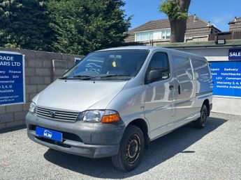 Toyota Hiace 2.5 300 D-4D RWD L2 H1 4dr