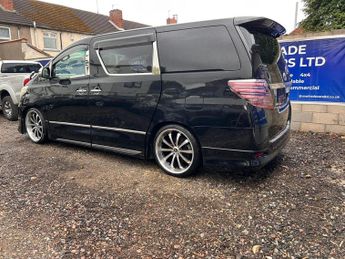 Toyota Alphard 