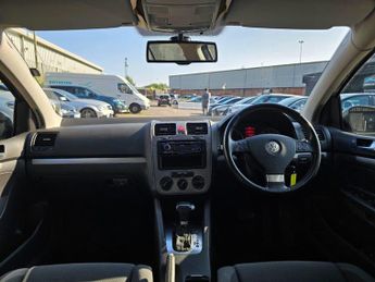 Volkswagen Golf 1.9 TDI Match DSG 5dr