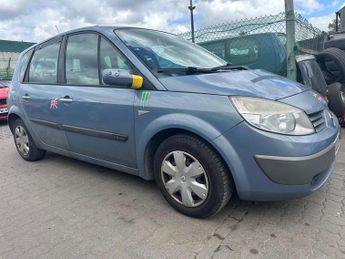 Renault Scenic 1.6 VVT Oasis 5dr