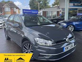 Volkswagen Golf TDi 1.6 TDI BlueMotion Tech SE Nav Euro 6 (s/s) 5dr