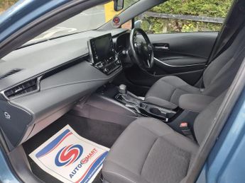 Toyota Corolla 1.8 VVT-h Icon Tech Touring Sports CVT Euro 6 (s/s) 5dr
