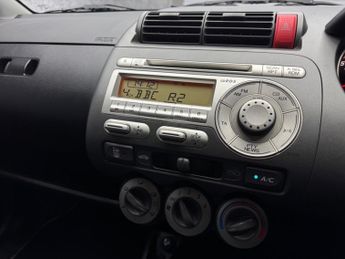 Honda Jazz 1.4 i-DSI SE CVT-7 5dr