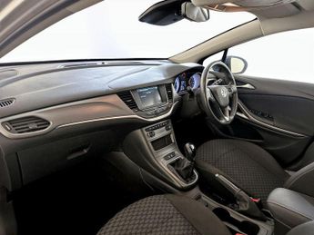 Vauxhall Astra 1.5 Turbo D Business Edition Nav Sports Tourer Euro 6 (s/s) 5dr