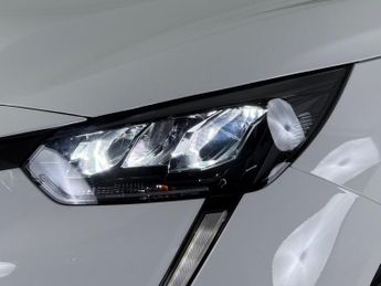 Peugeot 208 1.2 PureTech Allure Premium + EAT Euro 6 (s/s) 5dr