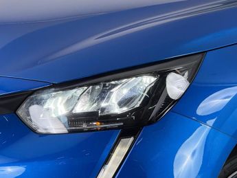 Peugeot 208 1.2 PureTech Allure Premium + EAT Euro 6 (s/s) 5dr