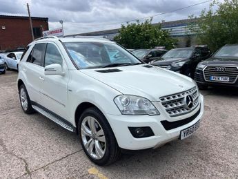 Mercedes M Class 3.0 ML350 CDI V6 BlueEfficiency Sport Tiptronic 4WD Euro 5 5dr