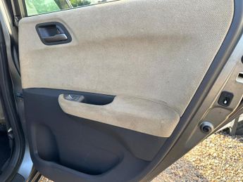 Honda FR-V 1.8 i-VTEC EX 5dr