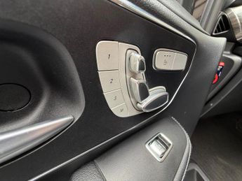 Mercedes-Benz EQV EQV 300e 90kWh Sport (Premium) Auto 5dr