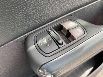 Vauxhall Corsa 1.4 16V SE Auto Euro 5 5dr