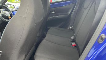 Toyota Aygo X 1.0 VVT-i Edge Euro 6 (s/s) 5dr