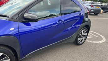Toyota Aygo X 1.0 VVT-i Edge Euro 6 (s/s) 5dr