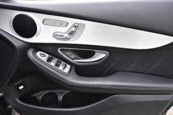 Mercedes-Benz GLC 2.1 GLC220d AMG Line (Premium) G-Tronic 4MATIC Euro 6 (s/s) 5dr