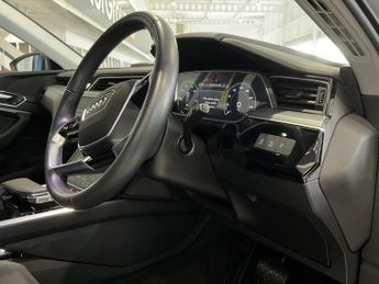 Audi E-Tron TECHNIK 55 QUATTRO