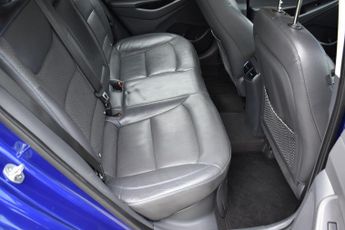 Hyundai IONIQ 1.6 h-GDi Premium SE DCT Euro 6 (s/s) 5dr