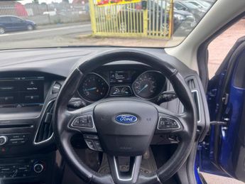 Ford Focus 1.6 Titanium Powershift Euro 6 5dr