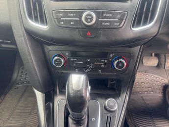 Ford Focus 1.6 Titanium Powershift Euro 6 5dr