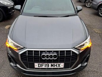 Audi Q3 1.5 TFSI CoD 35 S line S Tronic Euro 6 (s/s) 5dr
