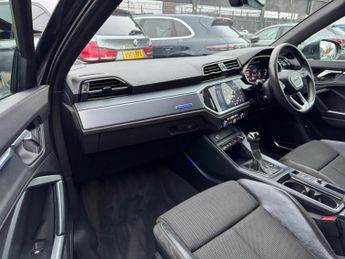Audi Q3 1.5 TFSI CoD 35 S line S Tronic Euro 6 (s/s) 5dr