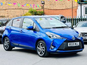 Toyota Yaris 1.5 VVT-h Y20 Bi-tone E-CVT Euro 6 (s/s) 5dr