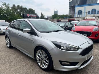 Ford Focus 1.0T EcoBoost ST-Line Euro 6 (s/s) 5dr